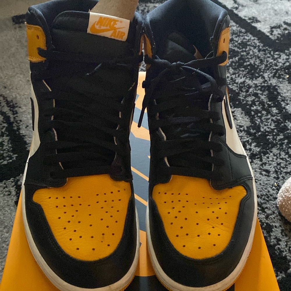 Pre loved/worn jordan 1
